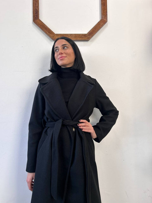 Cappotto lungo con revers ampi e cintura in vita Elina