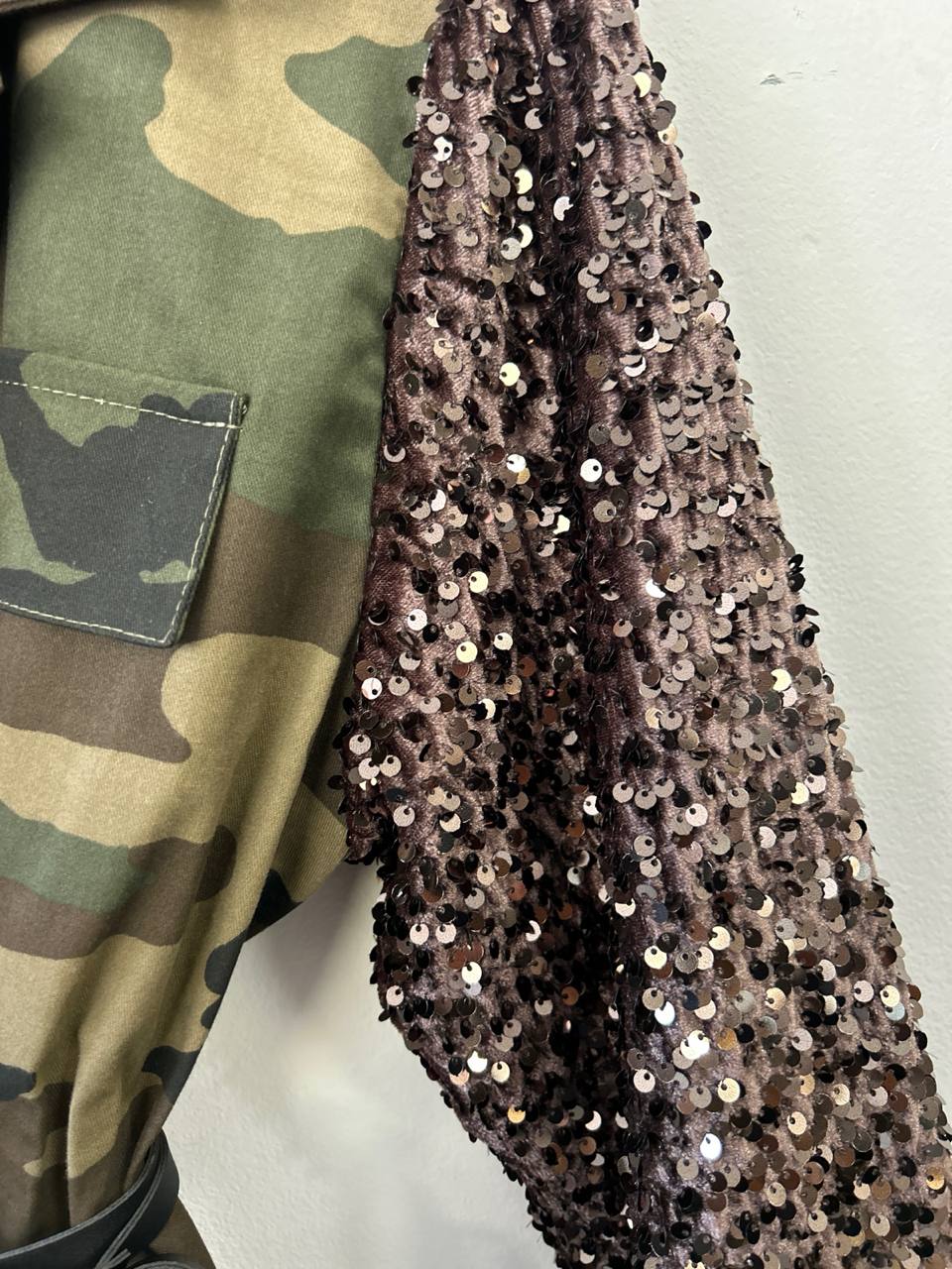 Giacca con paillettes curvy Nivea