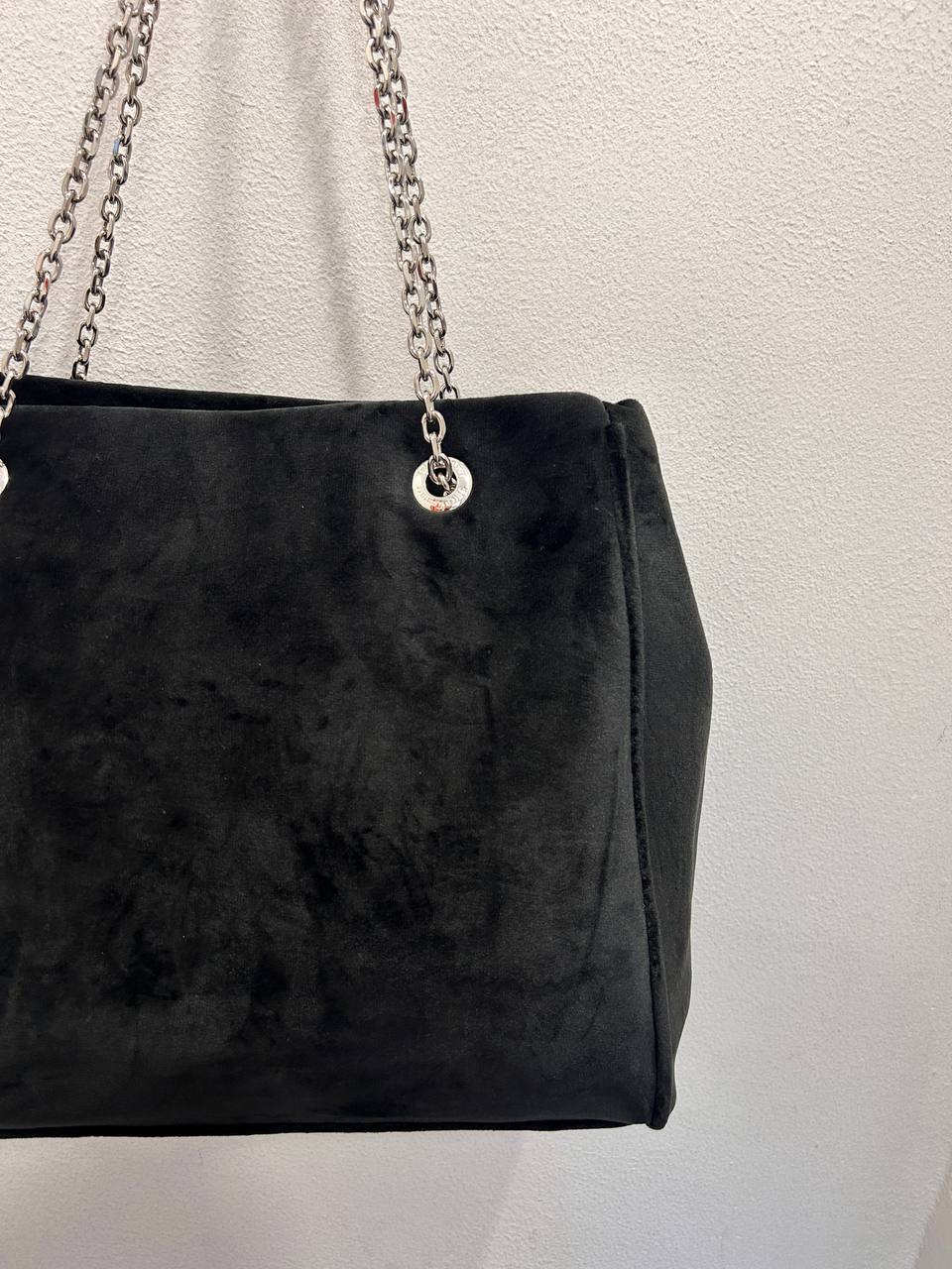 Kimberly L. Double Handle