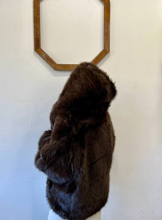 Giubbotto corto in ecofur a pelo lungo Tenora