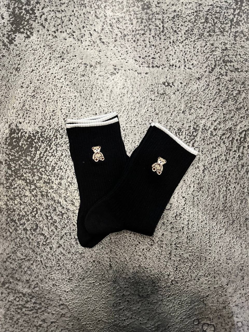 Calze con orlo a contrasto e ricamo orsetto Fioren