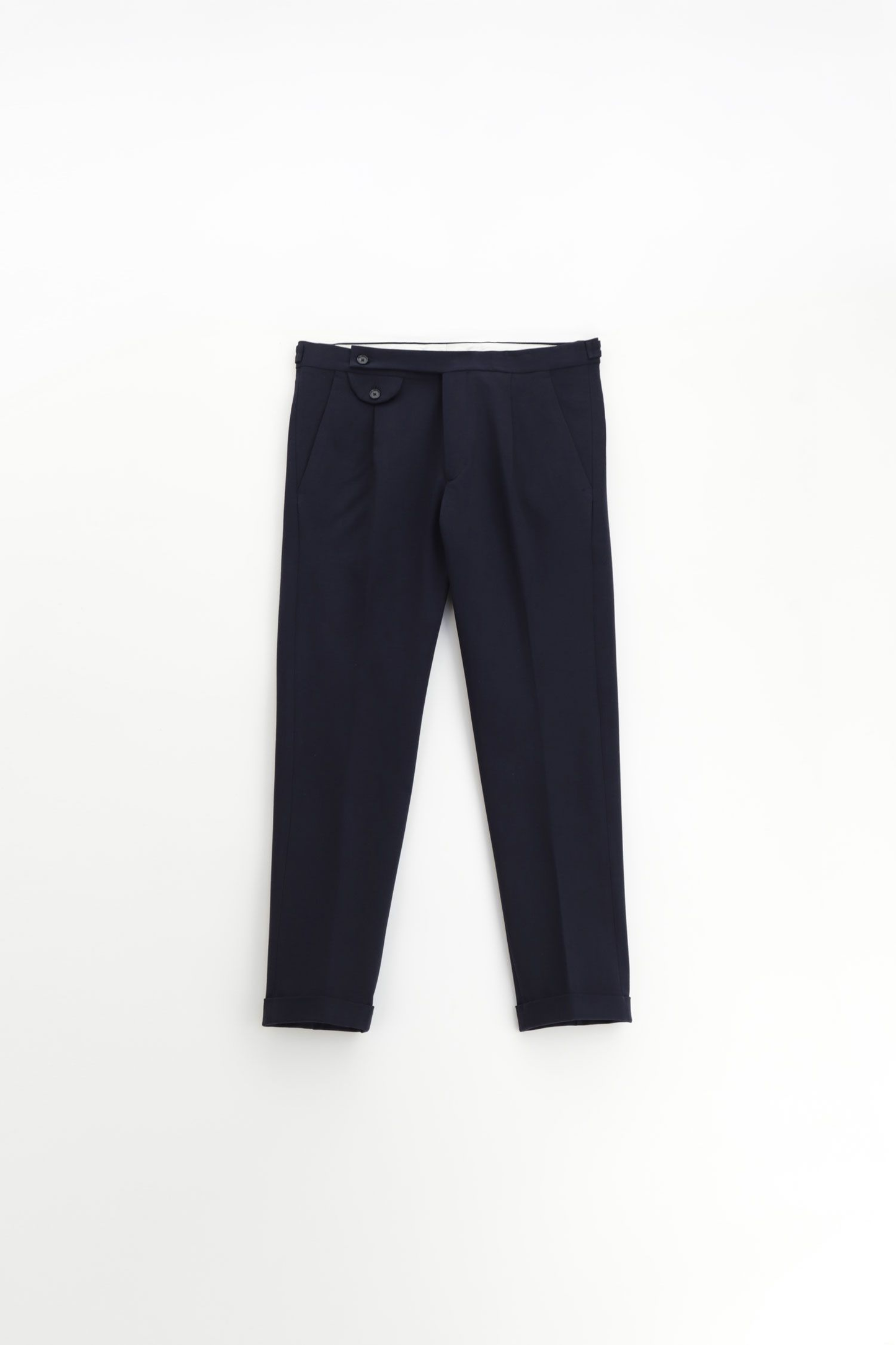 Trousers slim-fit con cintura alta e risvolto