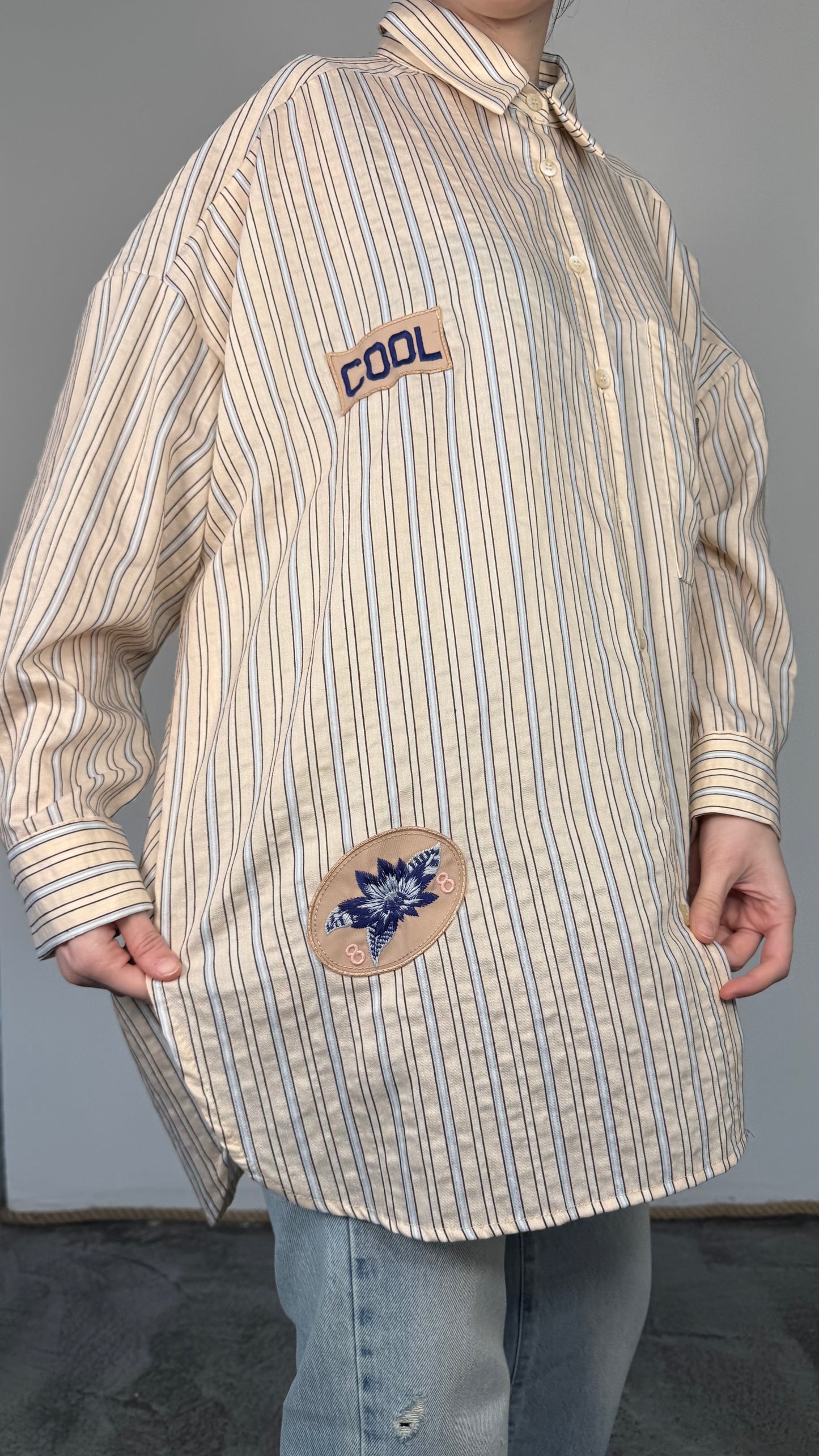 Camicia over a righe con patch Bruna