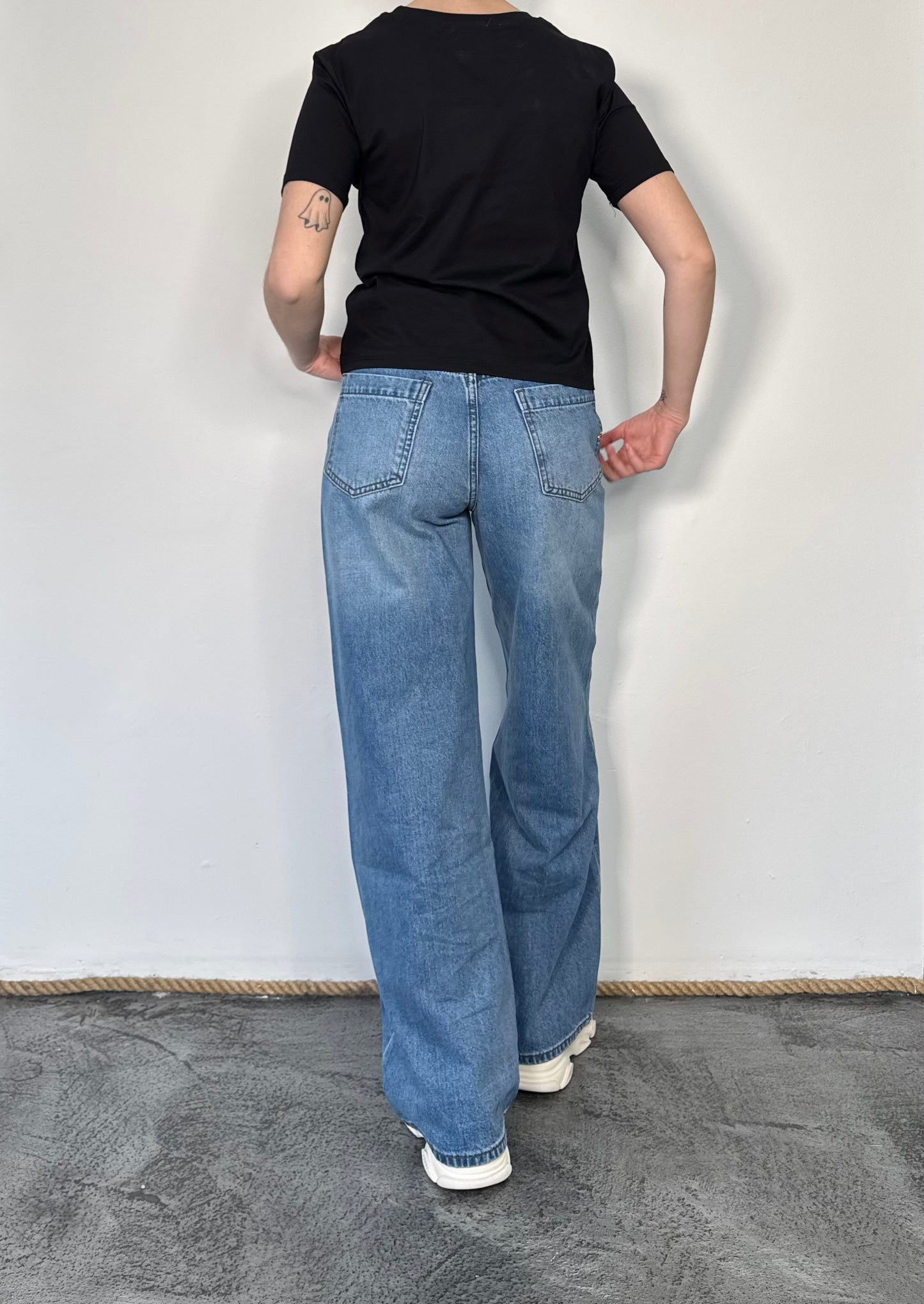 T-shirt cropped essential Emi