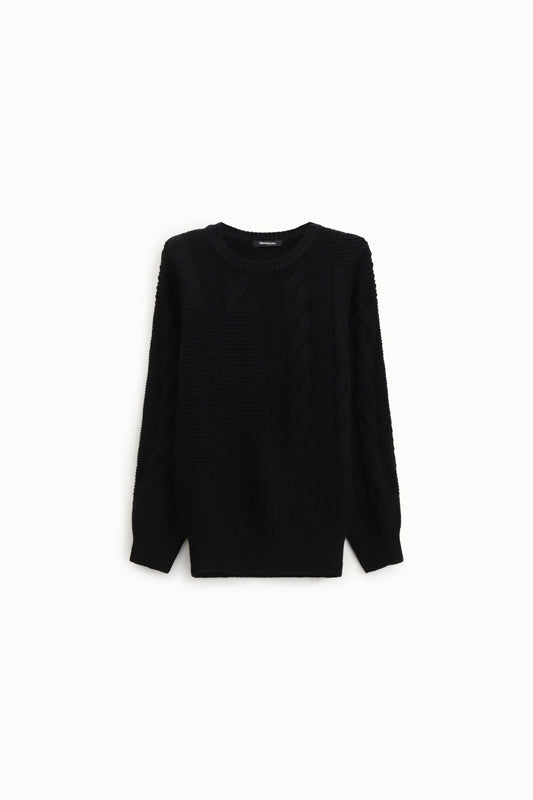 Maglione a trecce collo tondo