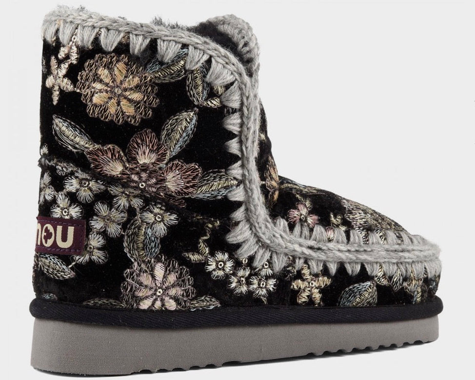 Eskimo 18 Botanical Velvet