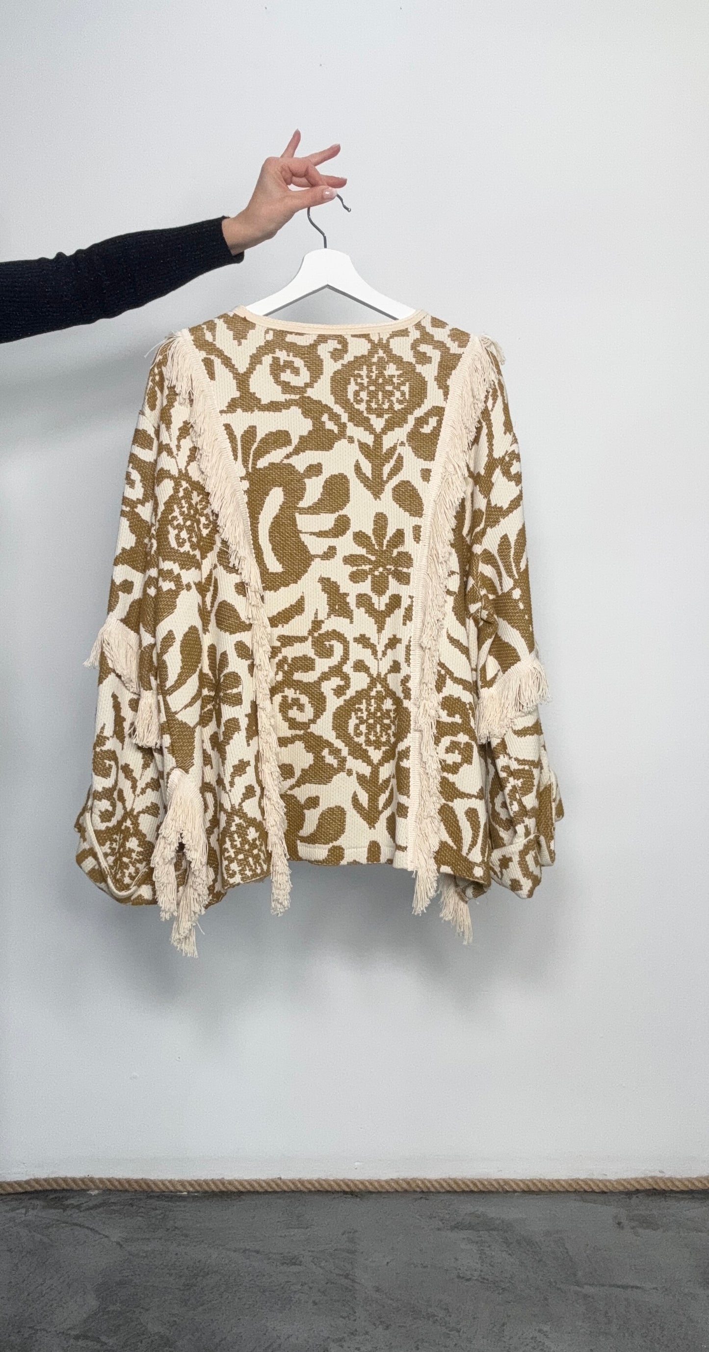 Cardigan con frange e trama jacquard Zoe