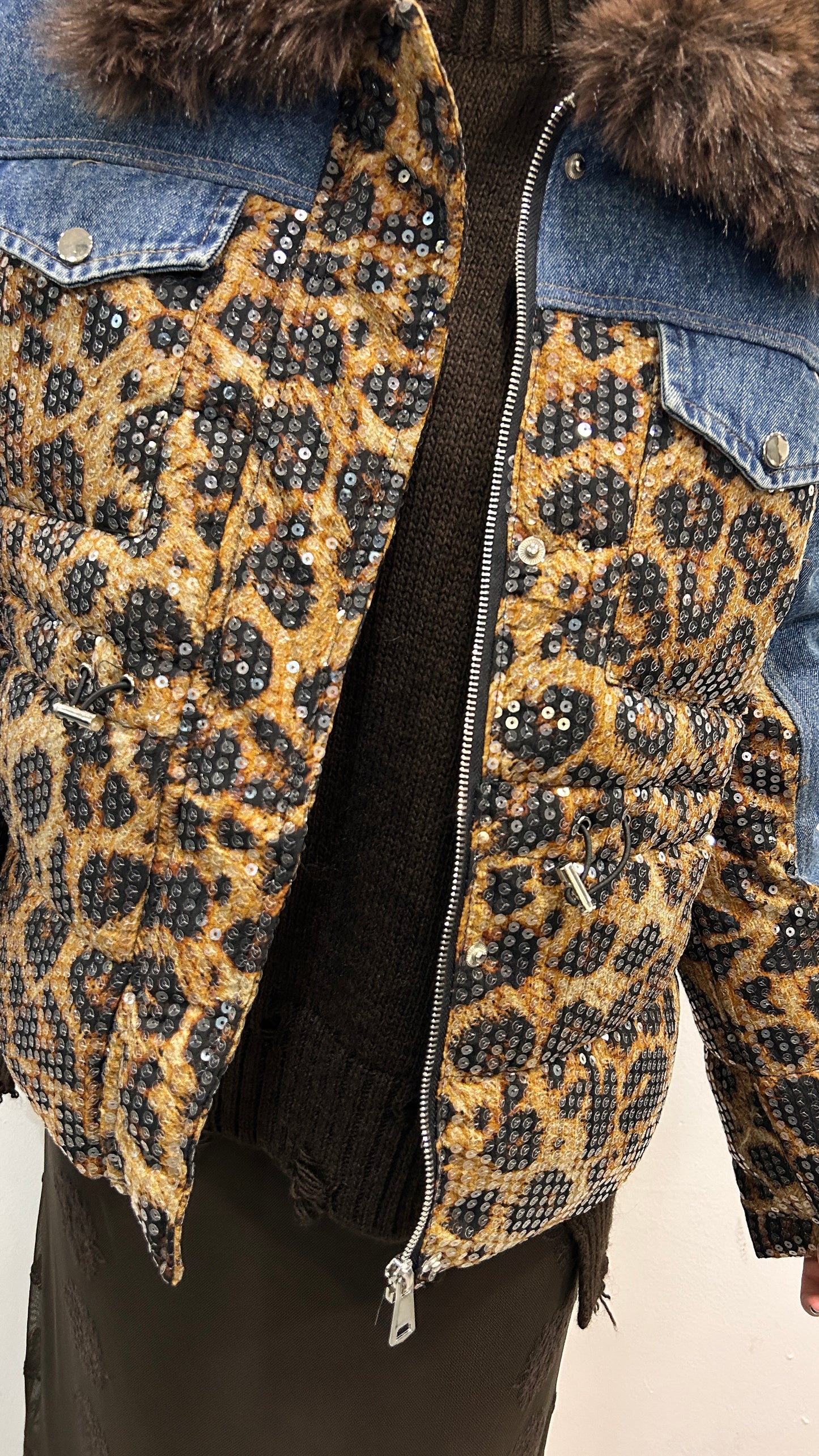 Giacca jeans con inserti animalier Caris