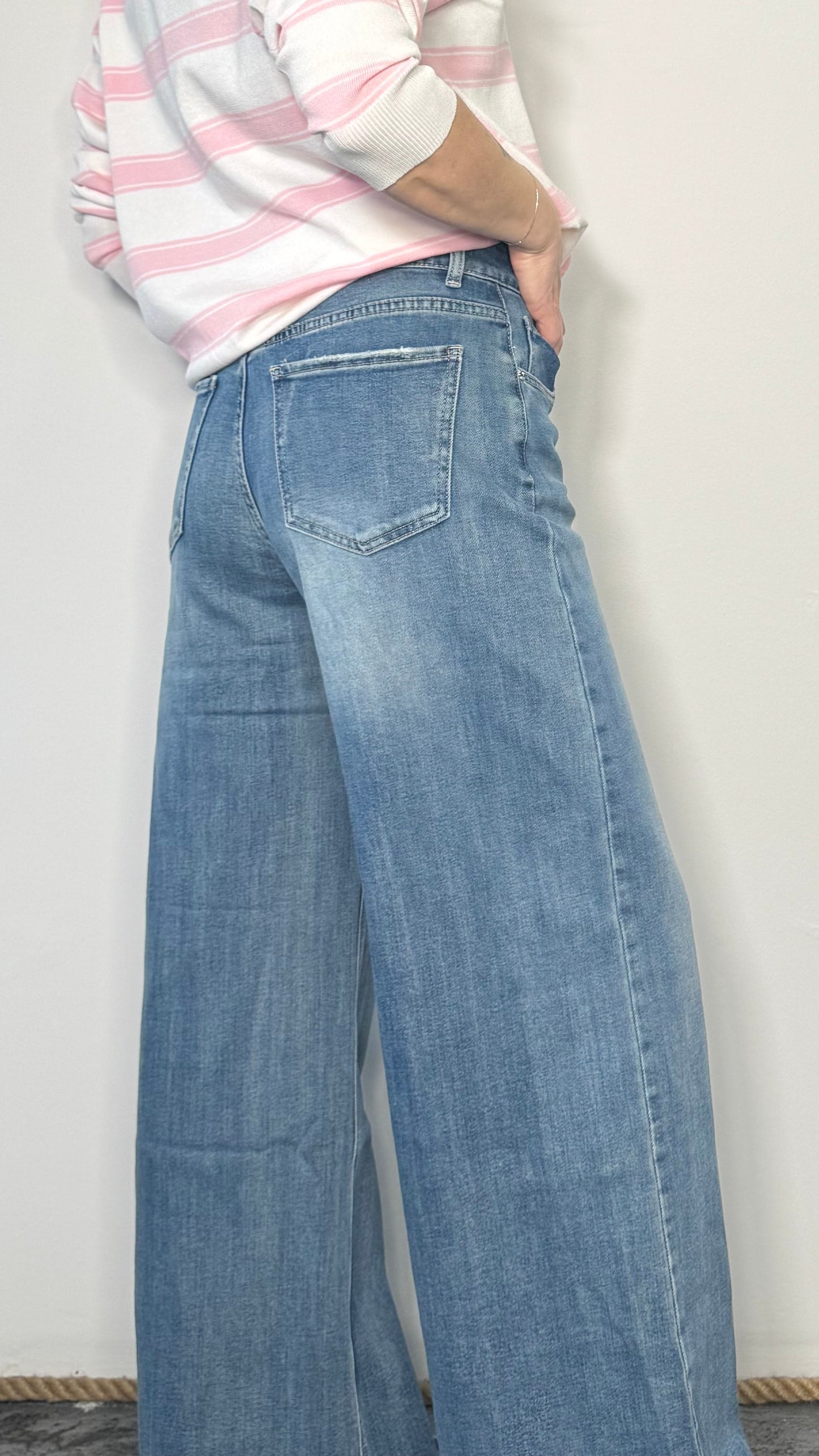 Jeans wide leg a vita alta Leo