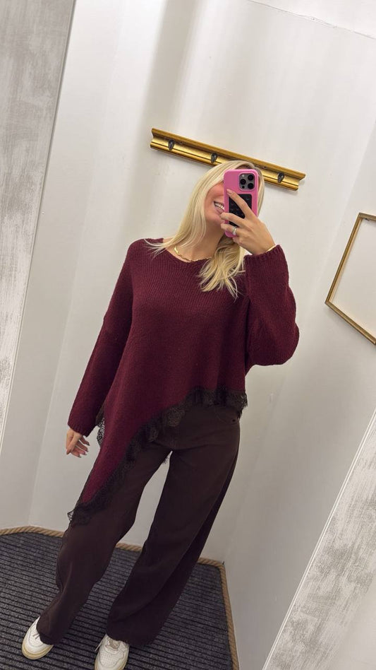 Maglione over con scollo a V e bordo in pizzo Talia