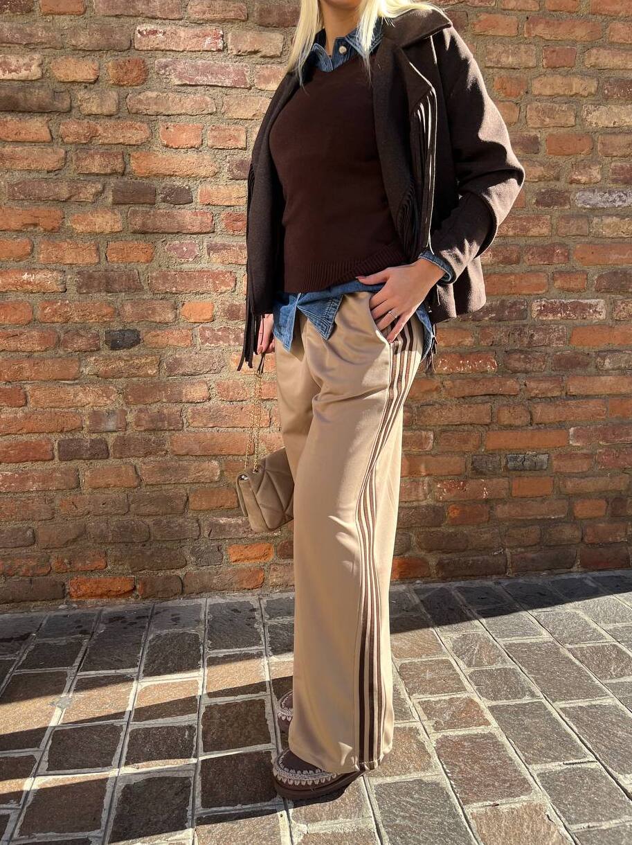 Pantaloni sportivi con banda laterale Lorita