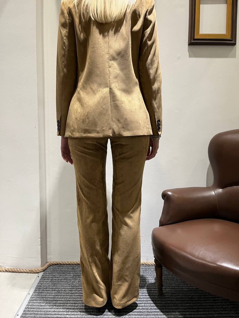 Pantaloni a zampetta in velluto Samira