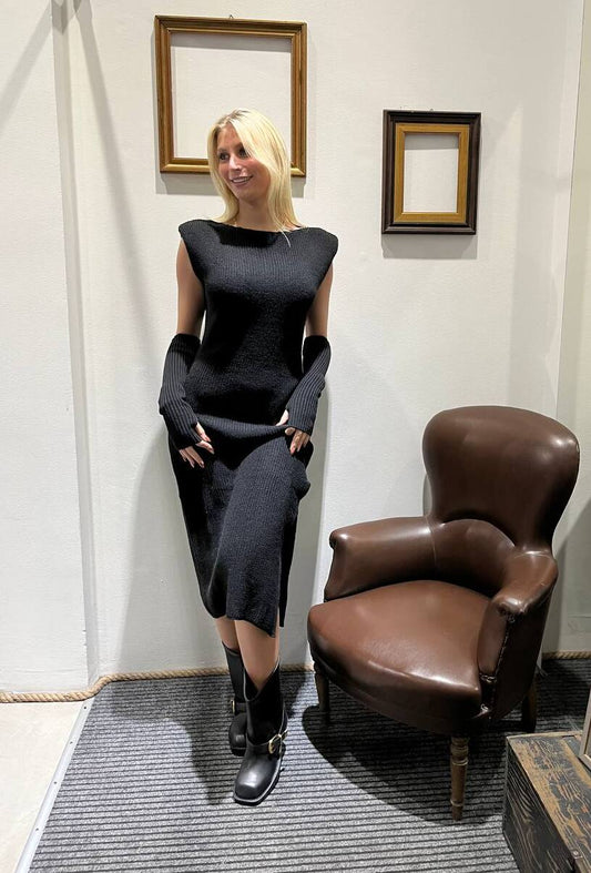 Abito con manicotti Paola