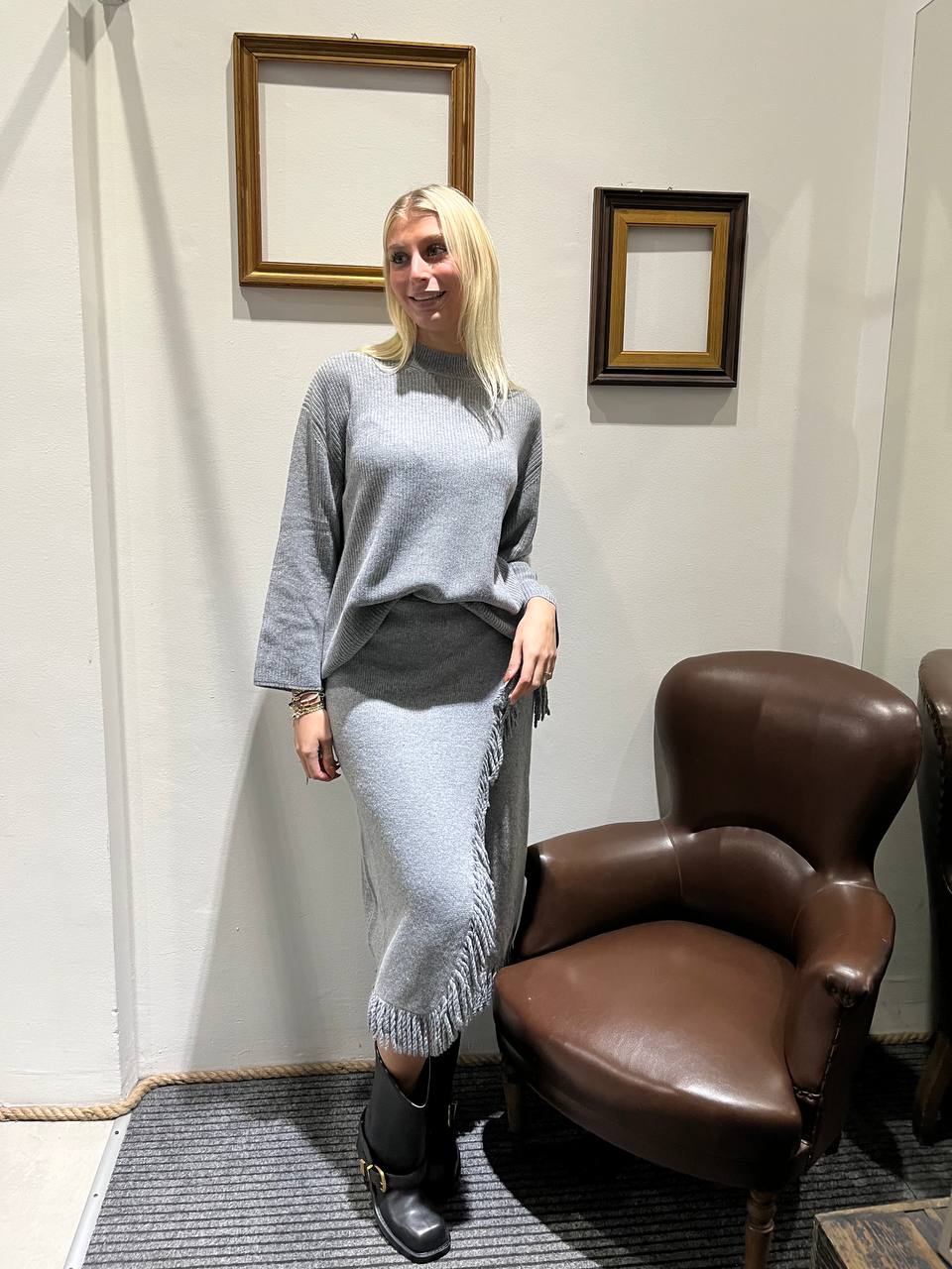 Gonna con spacco asimmetrico e frange Tamara