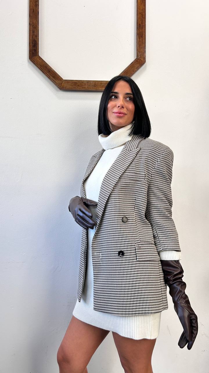 Giacca doppio petto pied de poule con guanti Altea