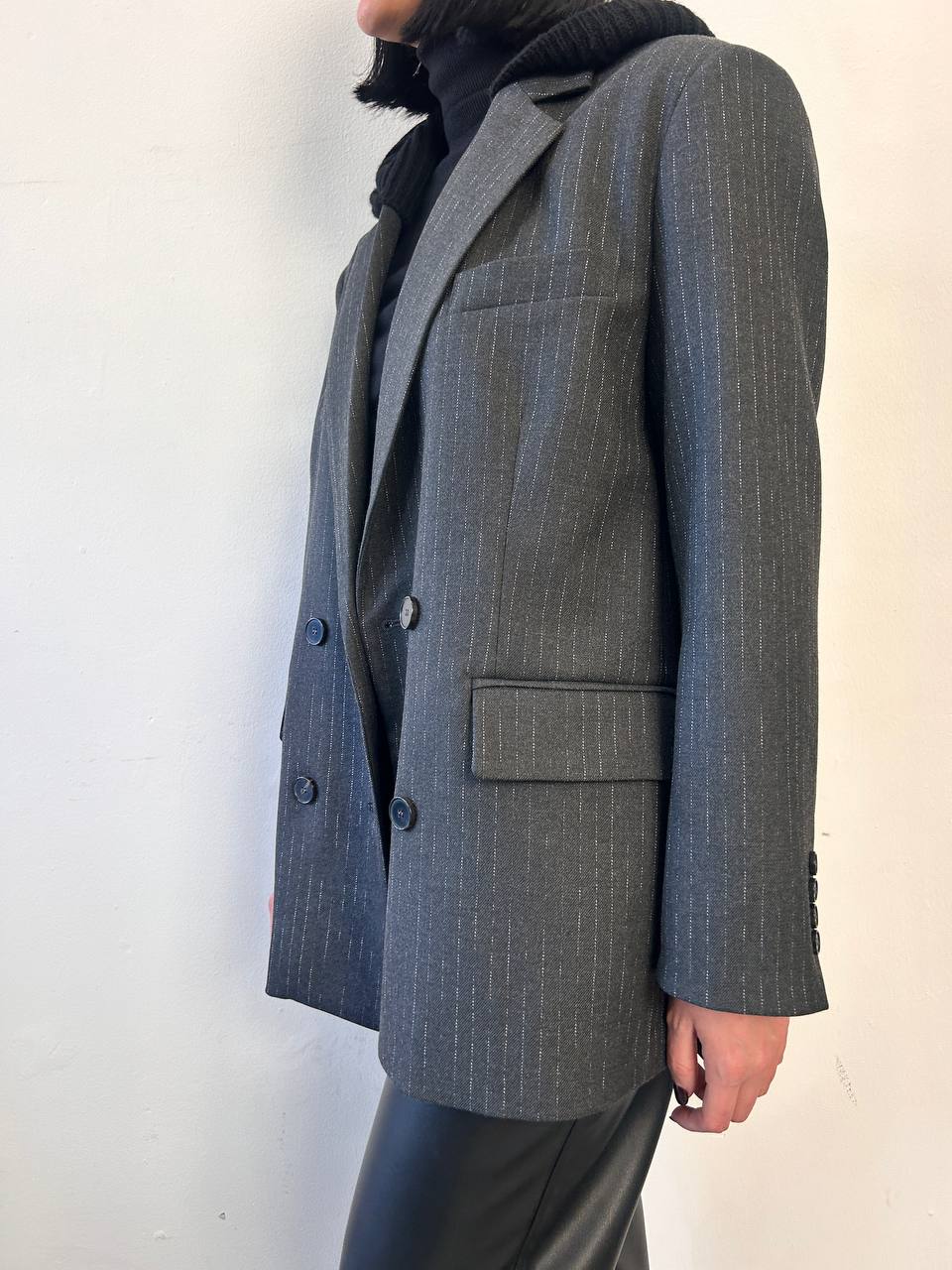 Giacca doppiopetto gessato Amira