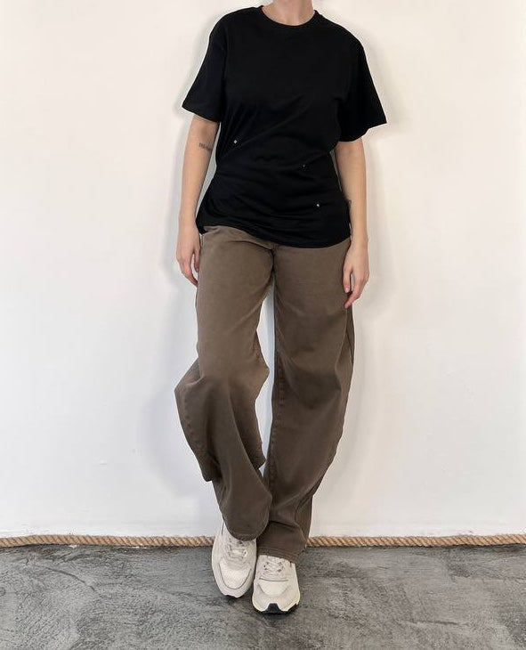 T-shirt over Romana