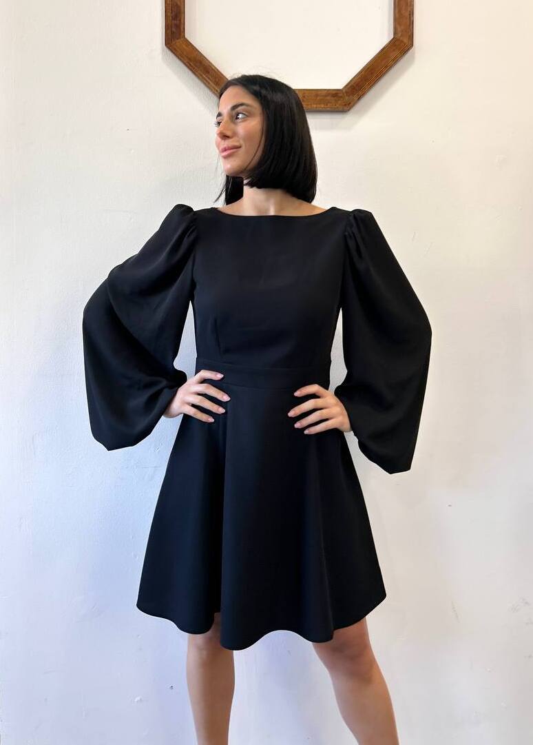 Mini abito a maniche ampie con schiena incrociata Olira