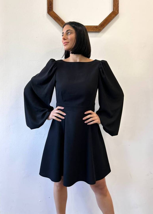 Mini abito a maniche ampie con schiena incrociata Olira