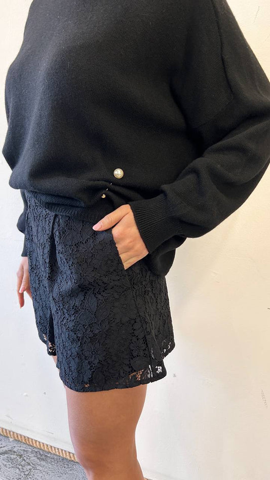 Pantaloncini in pizzo Solena