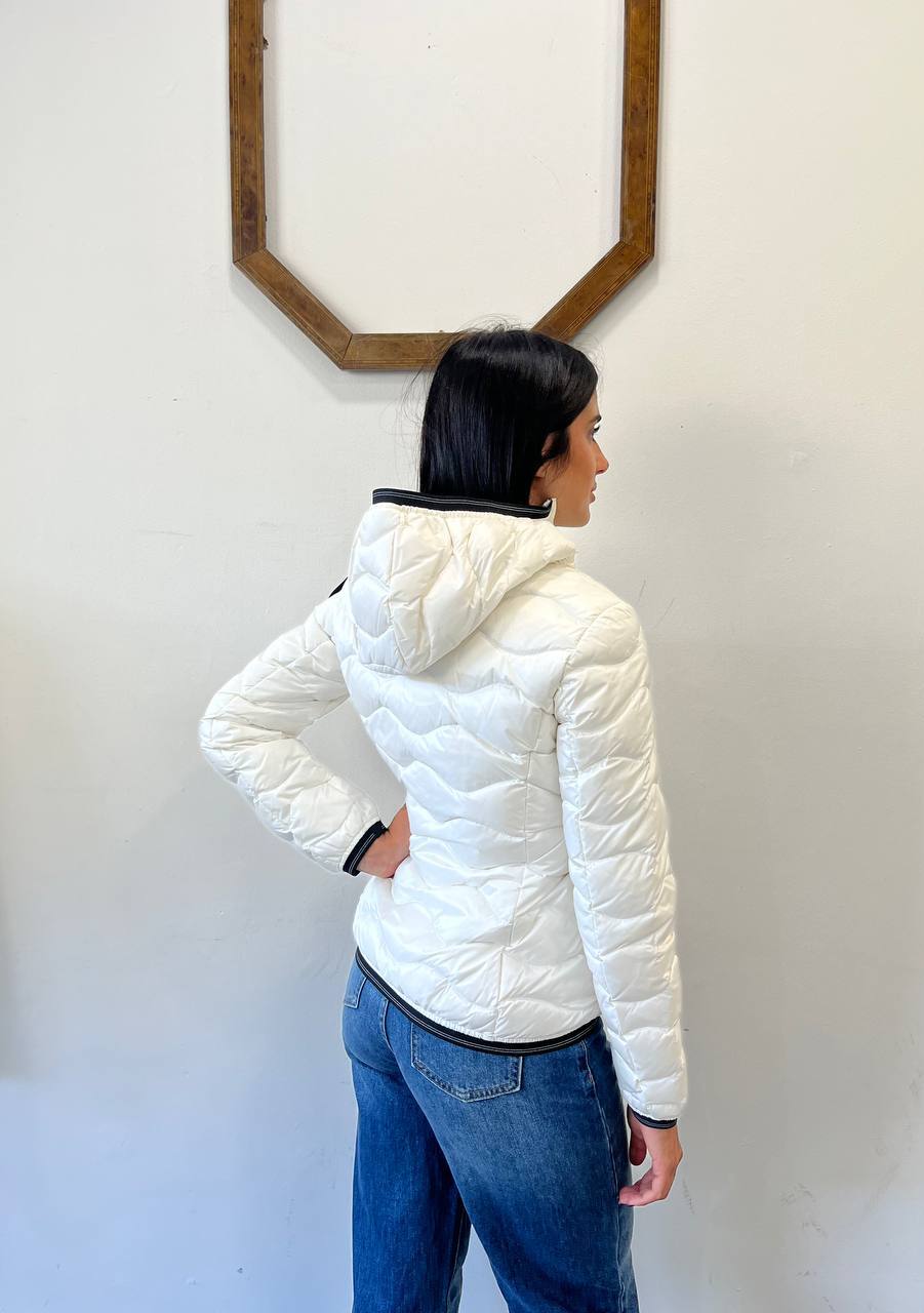 Piumino ad onde Camelia