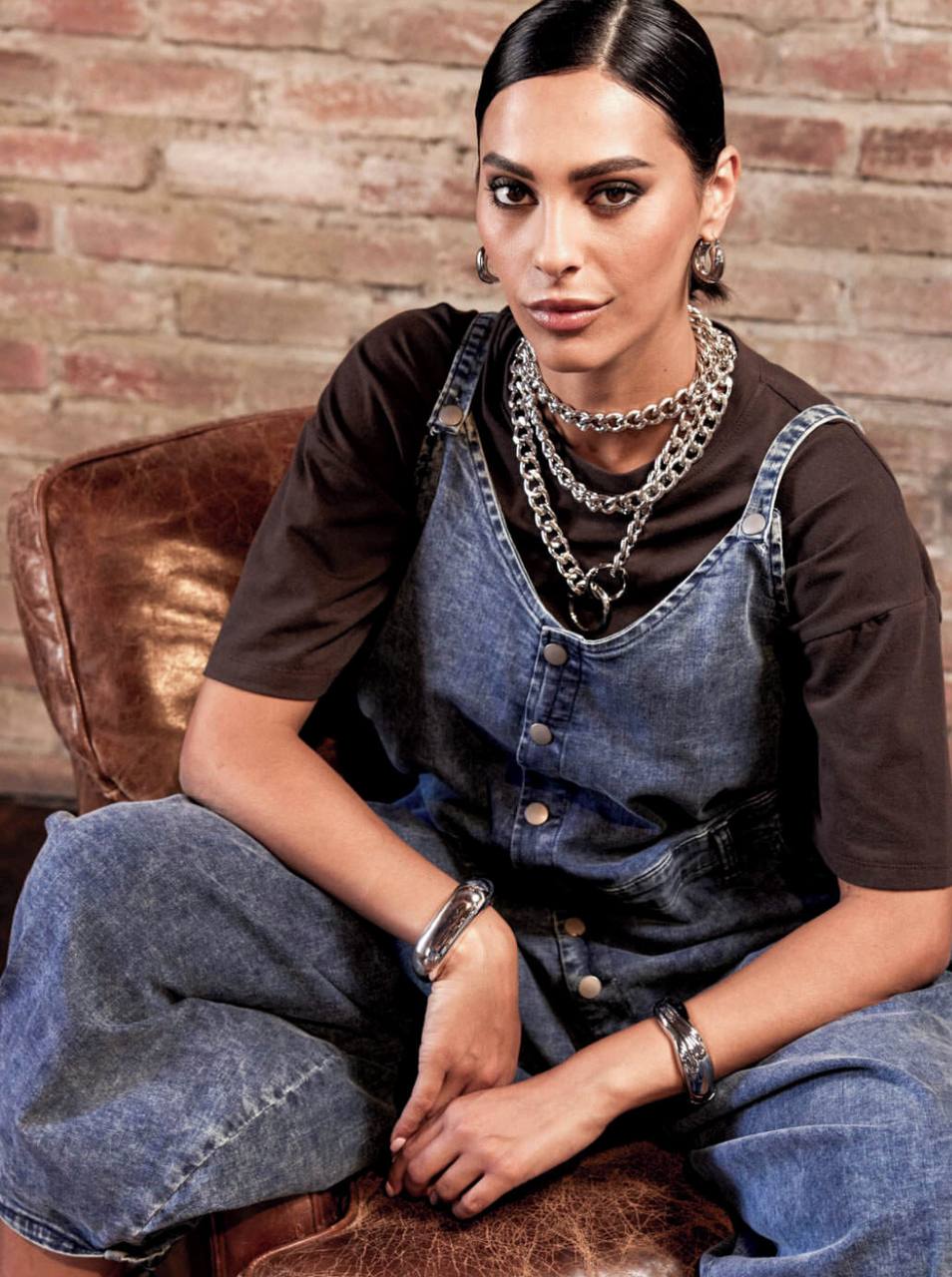 Salopette jeans con t-shirt curvy Dama