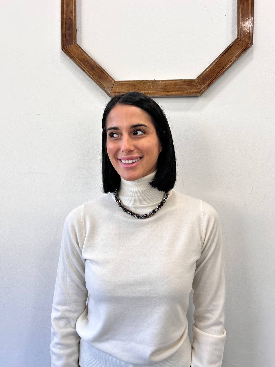 Collana girocollo in pietre Mirva