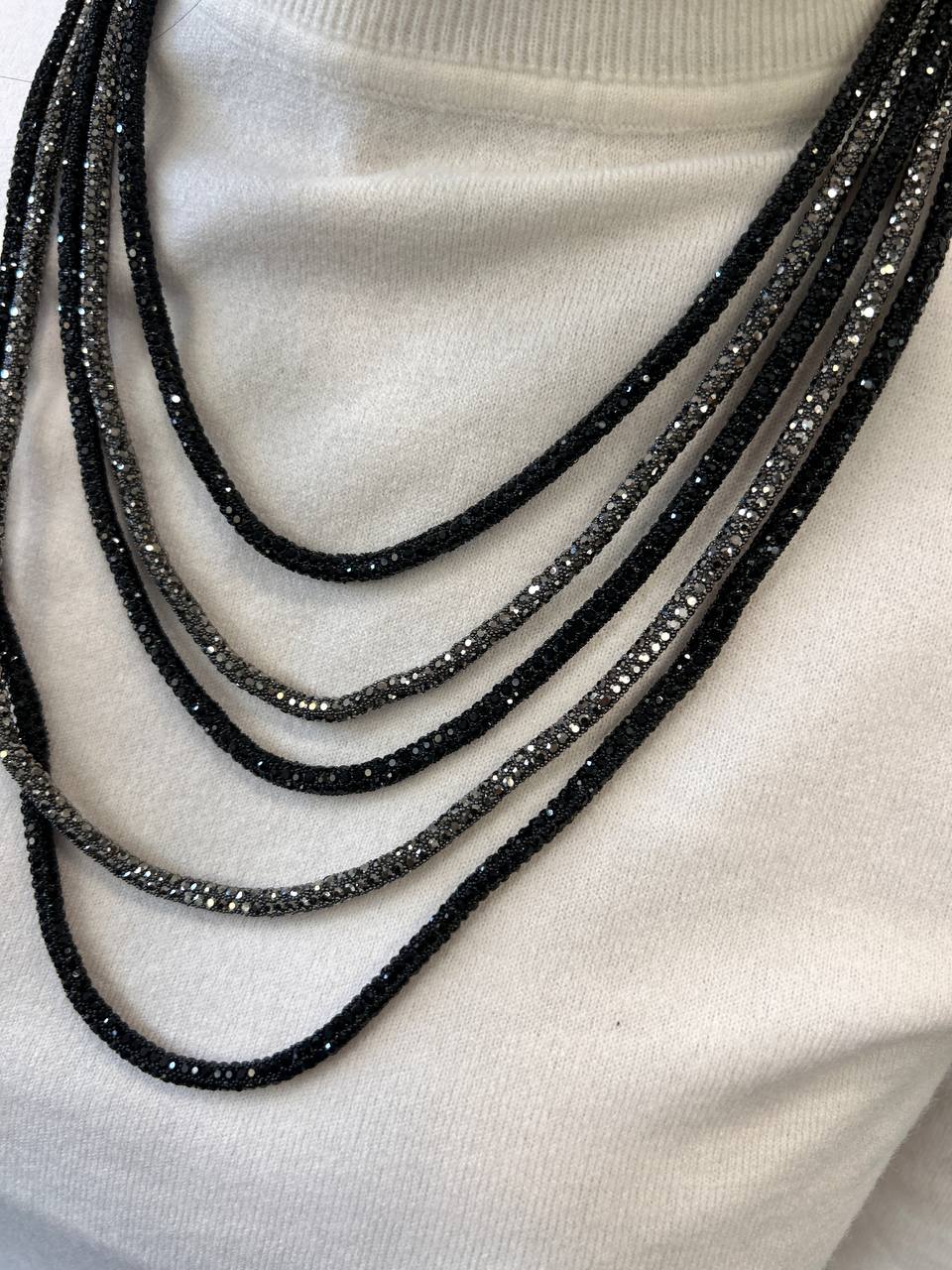 Collana a 5 fili Tenia