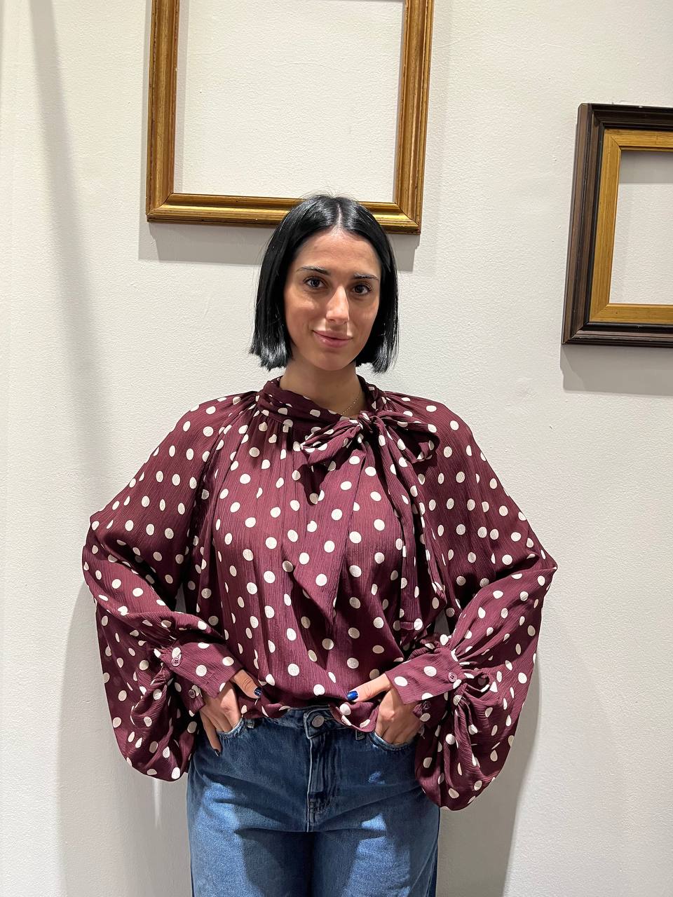 Camicia con fiocco e stampa pois Fenia