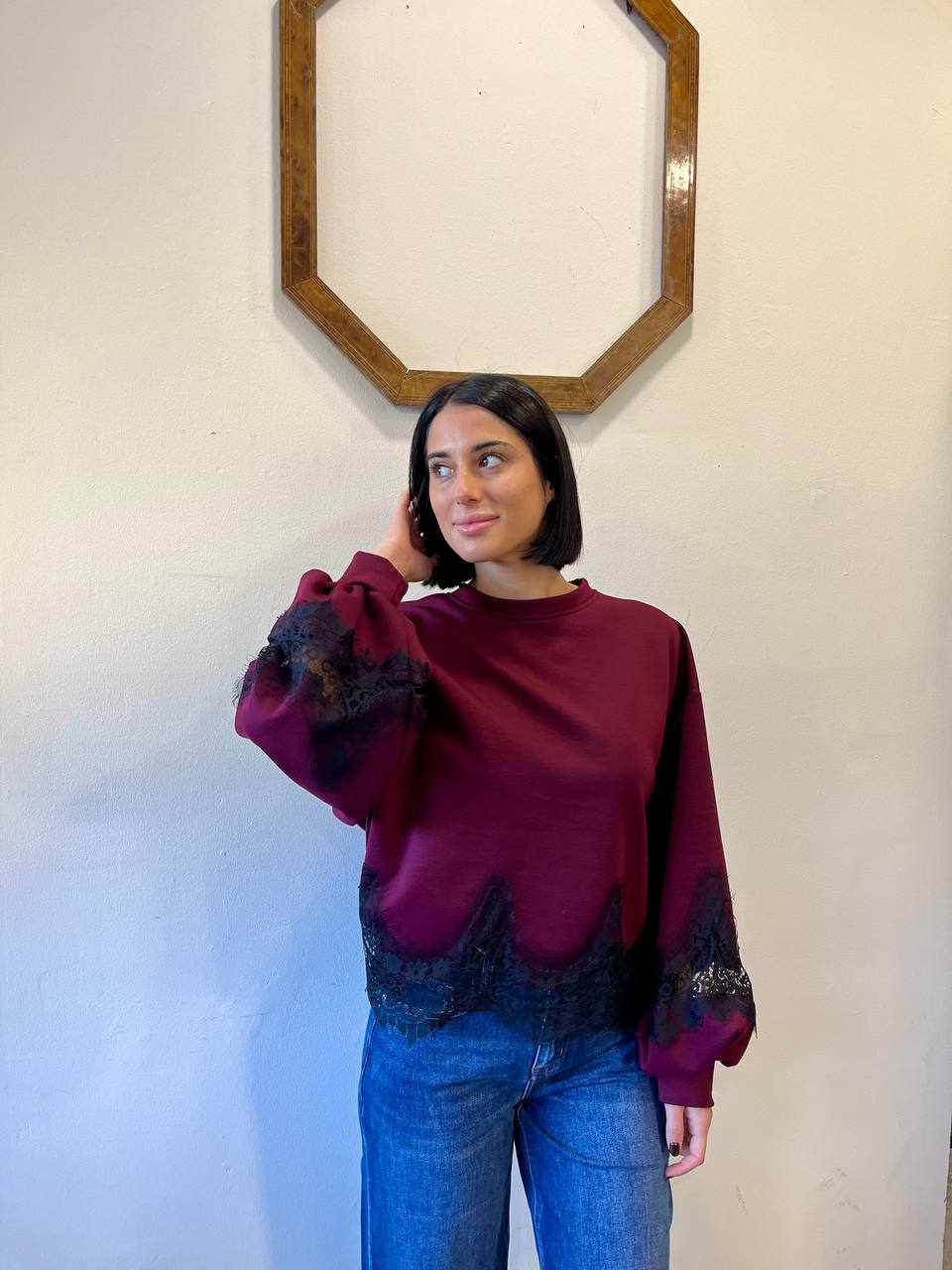 Felpa girocollo con bordo in pizzo Savia