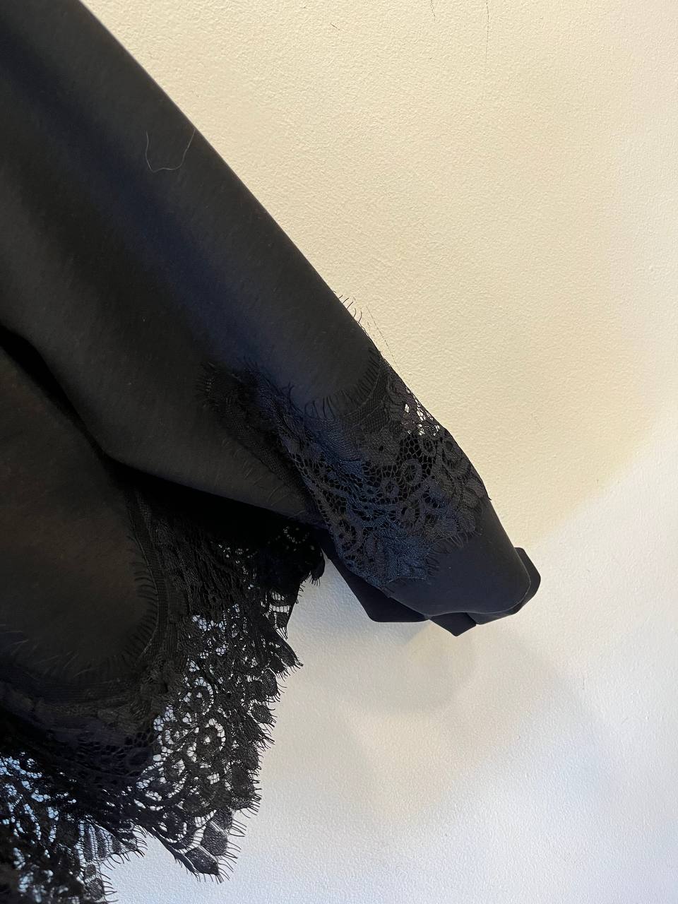 Felpa girocollo con bordo in pizzo Savia