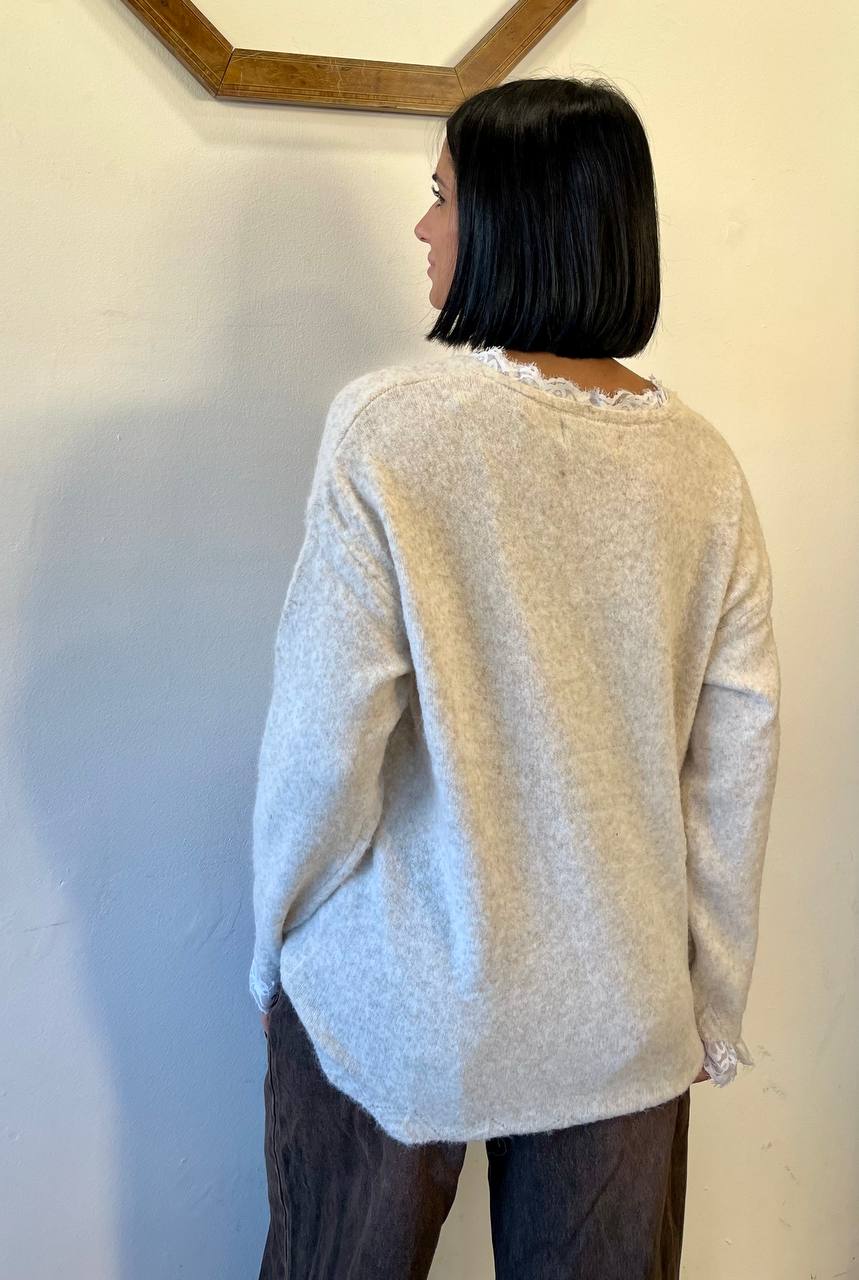 Maglioncino scollo a V con bordo in pizzo Elora