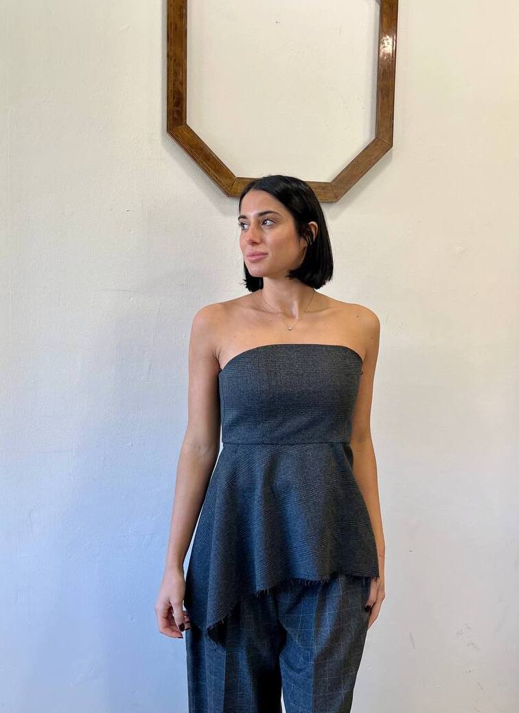 Top a fascia asimmetrico Amila