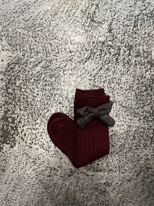 Calze lunghe a costine con fiocco a quadri Lumea