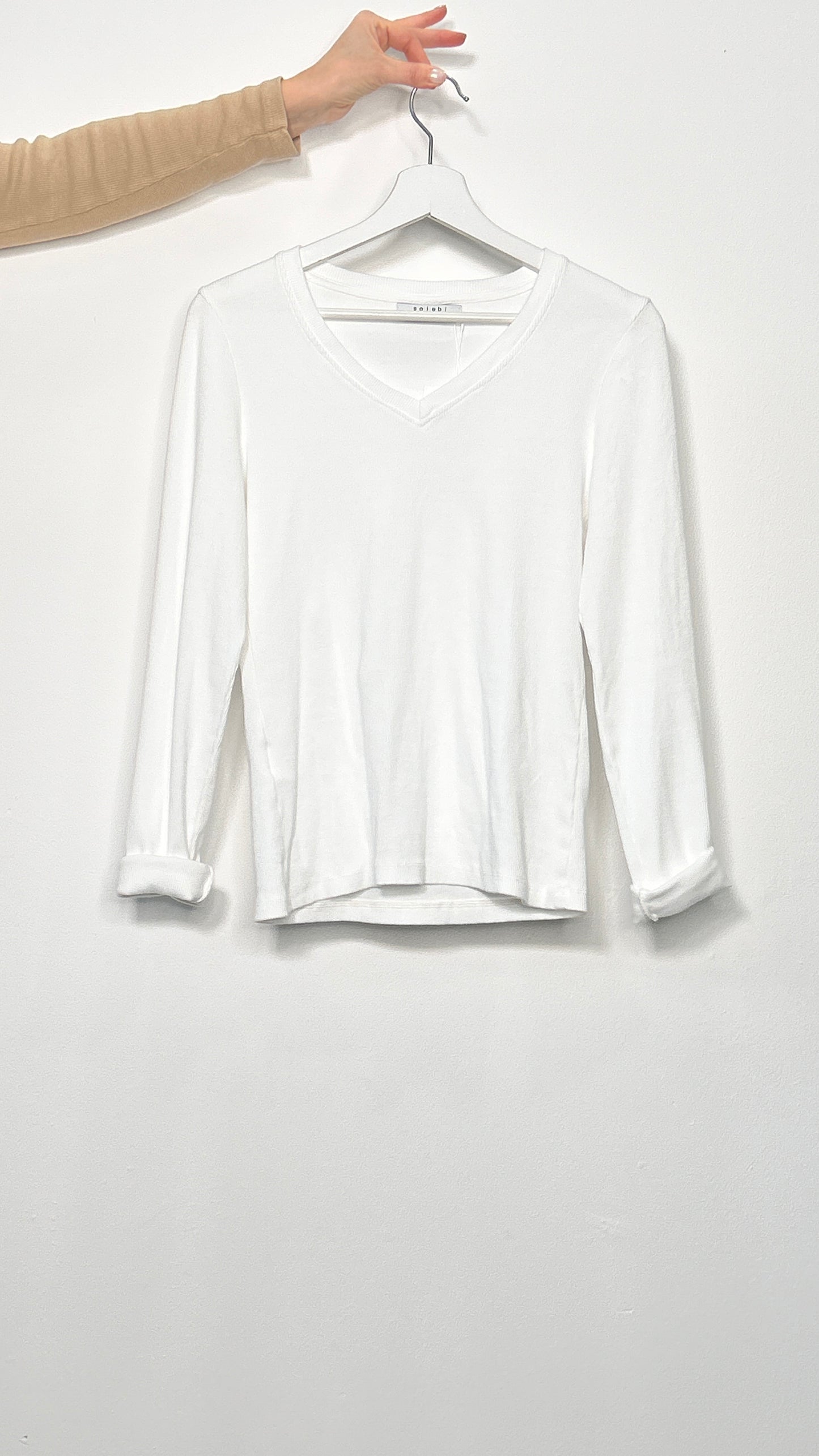 T-shirt scollo a V Lia