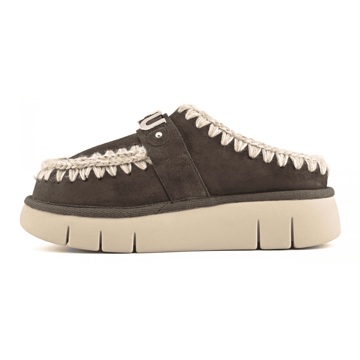 Bounce clog metal logo