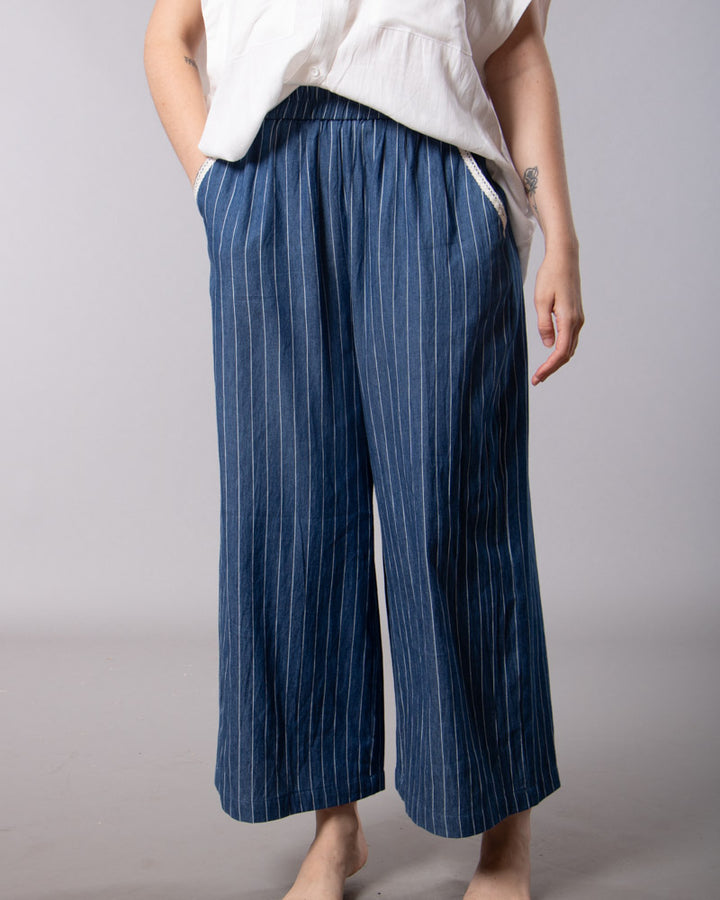 Pantalone Teano