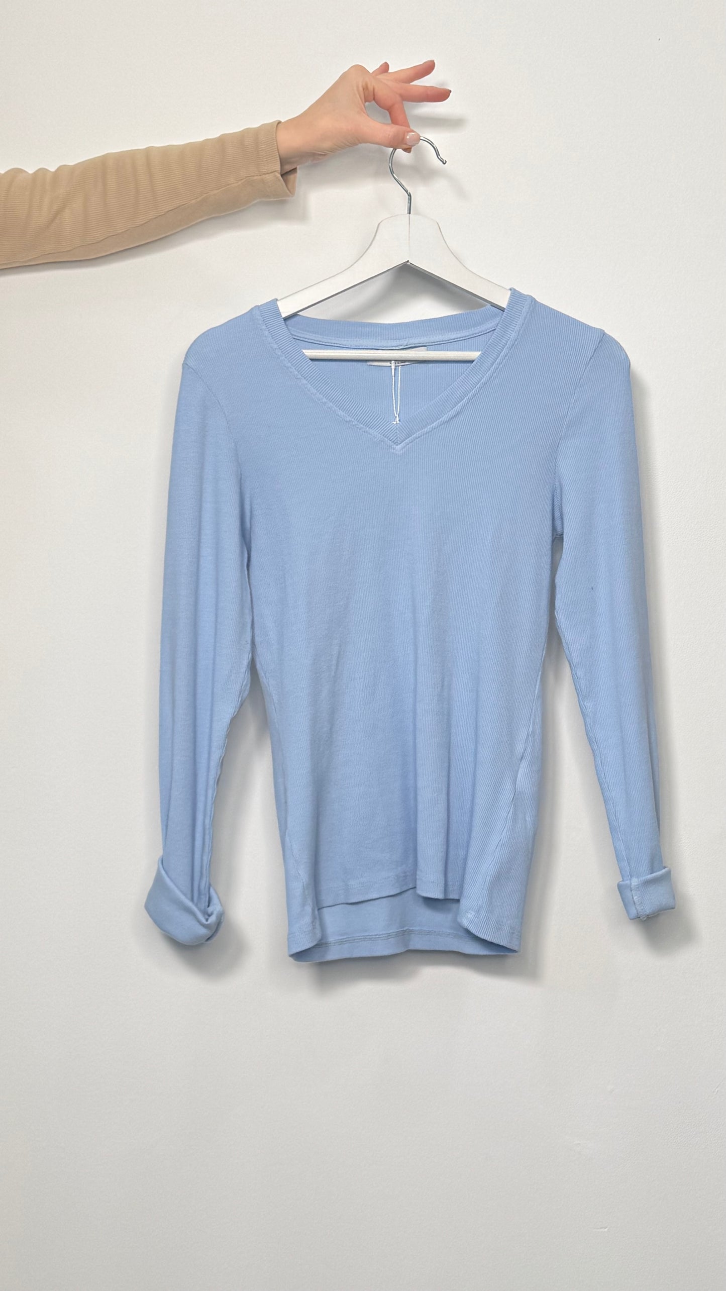 T-shirt scollo a V Lia