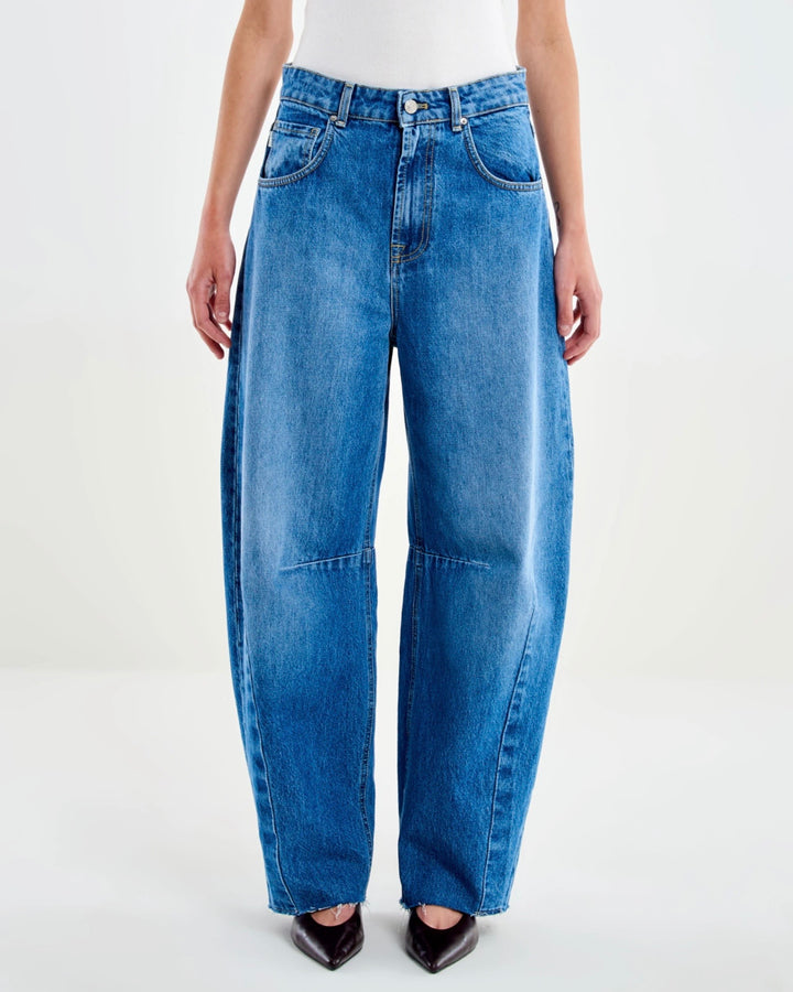 Delia Jeans