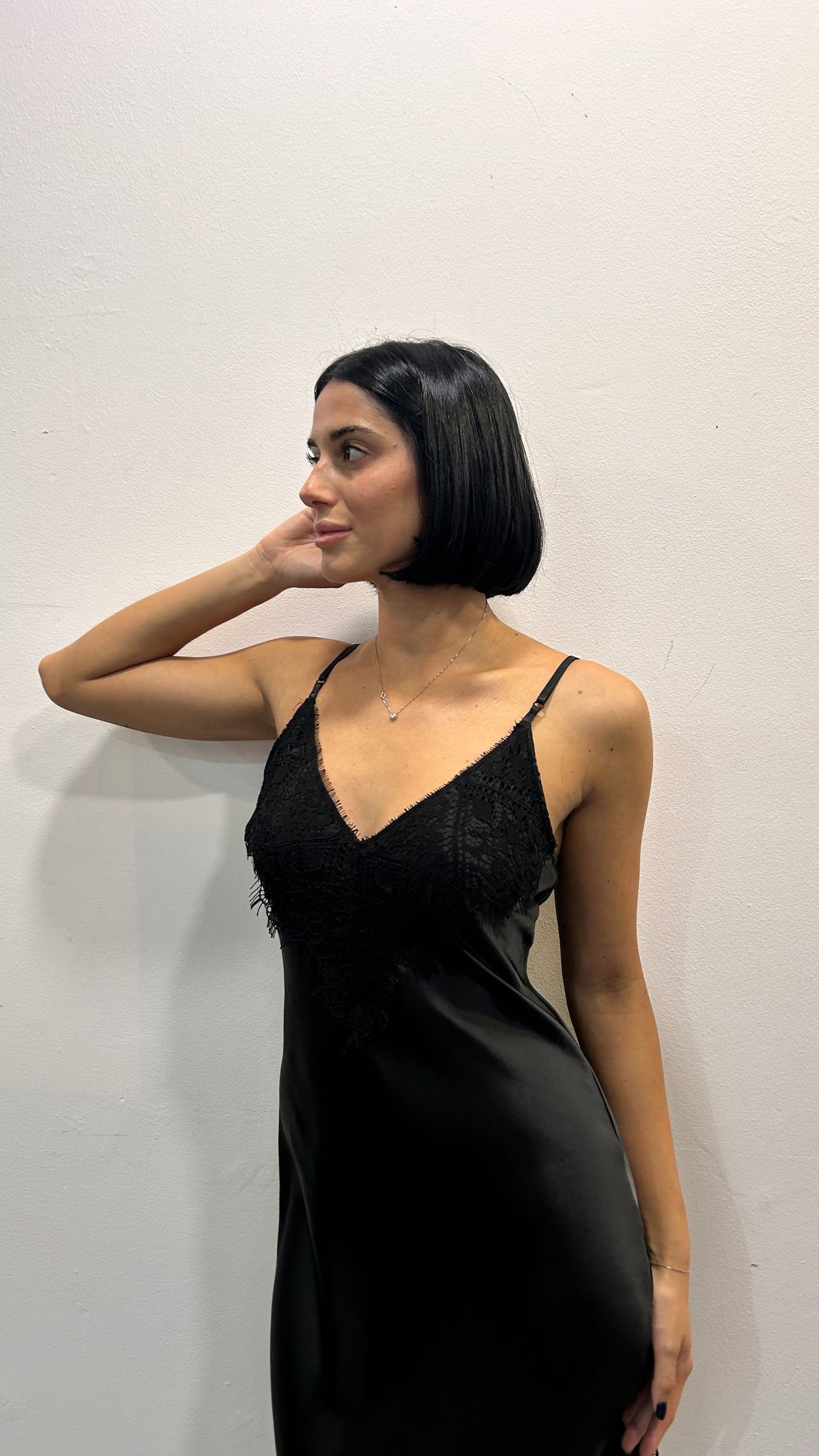 Abito in pizzo lungo Grelia