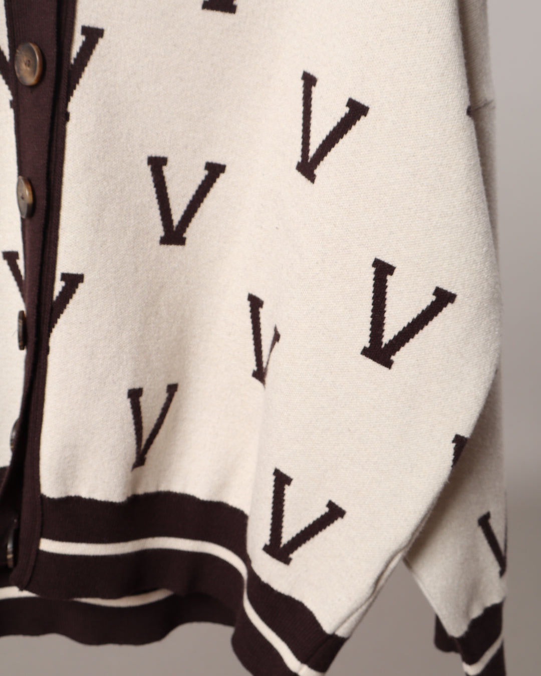 Cardigan V