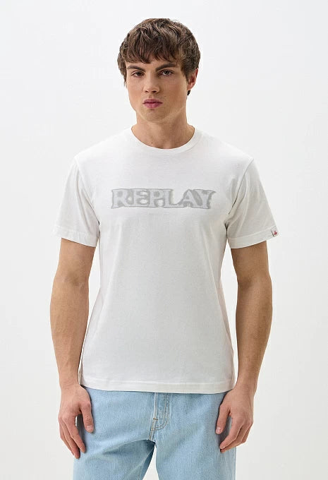 T-shirt con lettering sfocato