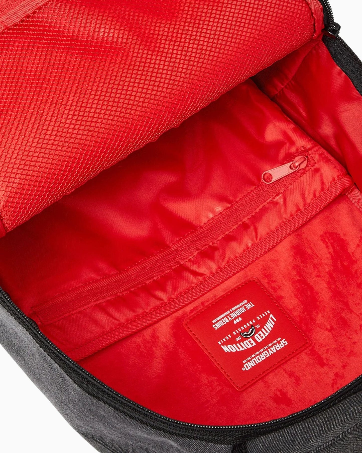 Zaino Shark central painted DLXS