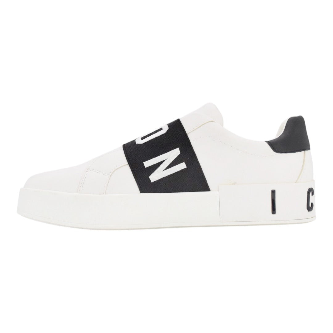 Sneakers slip on