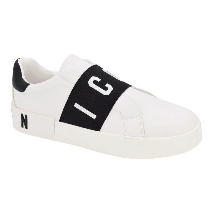 Sneakers slip on