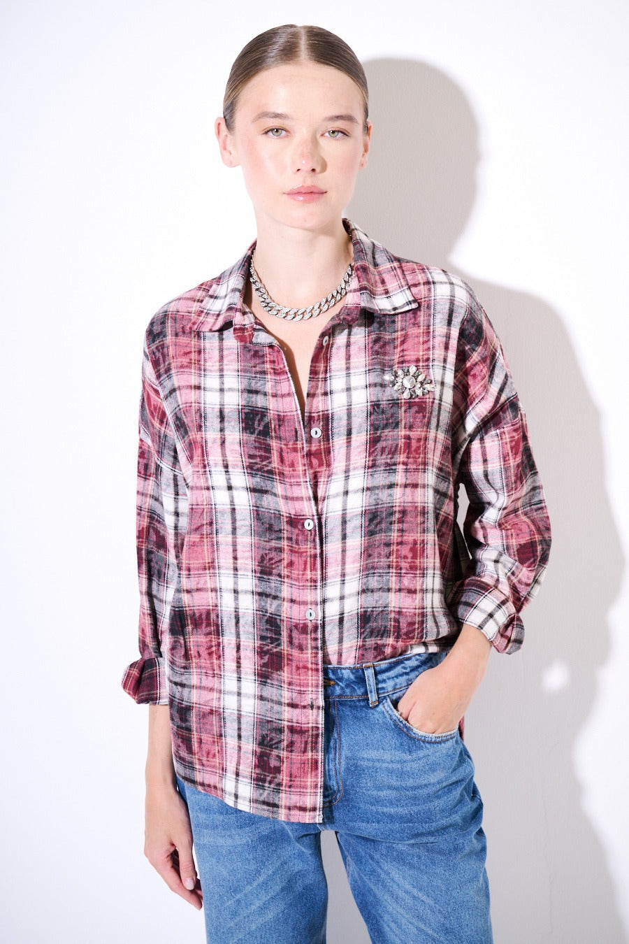 Camicia over quadro maltinto Oxalis