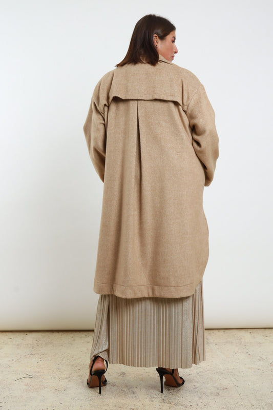 Cappotto spinato con spilla curvy Tulipano