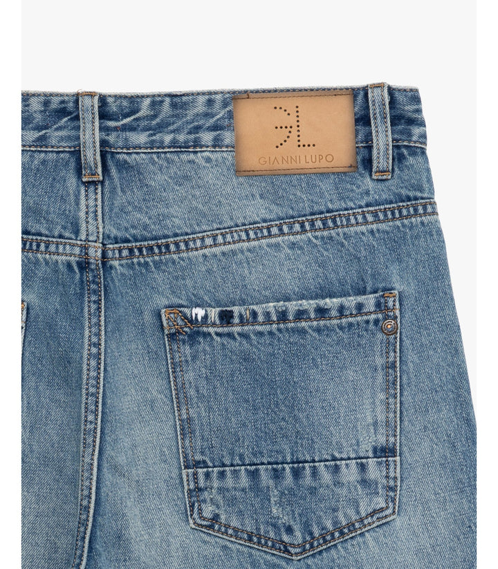 Jeans COOPER carrot fit con lavaggio used e dettagli destroyed