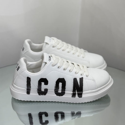 Sneakers Icon in PU