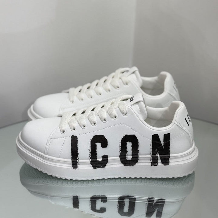 Sneakers Icon in PU